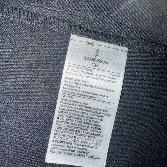 Banana Republic Women's Black Vegan Leather Shirt Jacket NWT Small - Picture 8 of 8